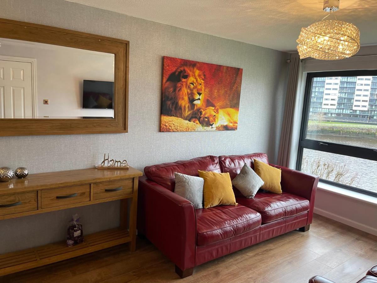 River View Apartment Glasgow Exterior photo