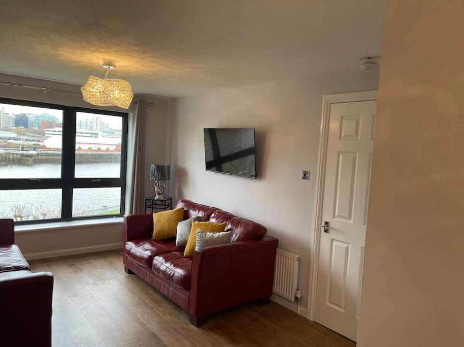 River View Apartment Glasgow Exterior photo