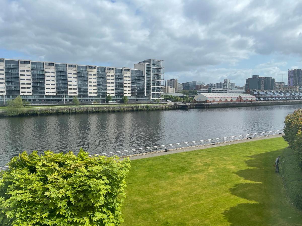 River View Apartment Glasgow Exterior photo